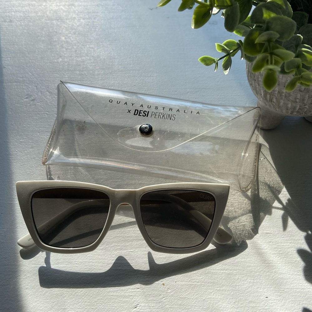 QUAY Australia X Desi Perkins special collaboration “don’t @ me” sunglasses